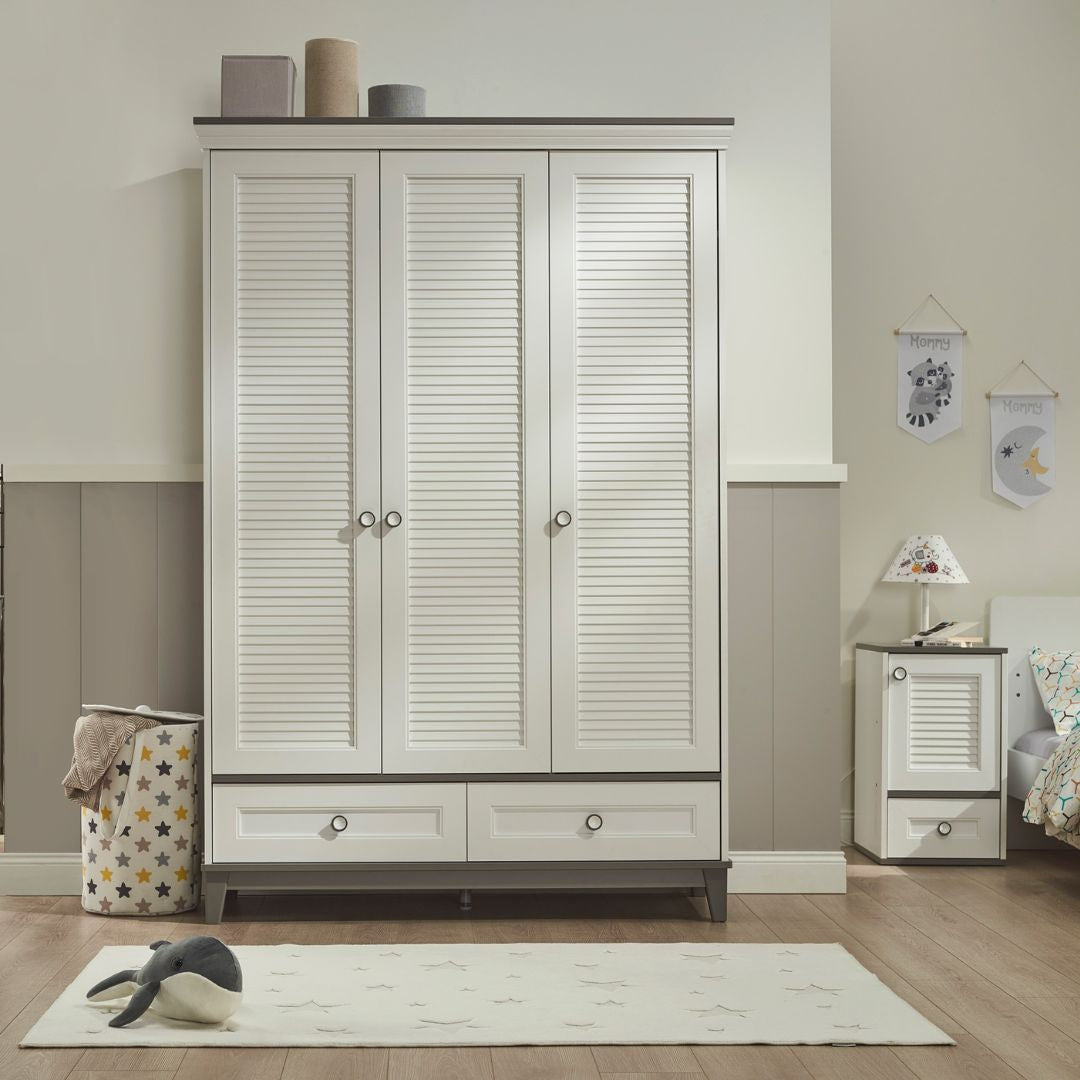 Трикрилен детски гардероб Mia