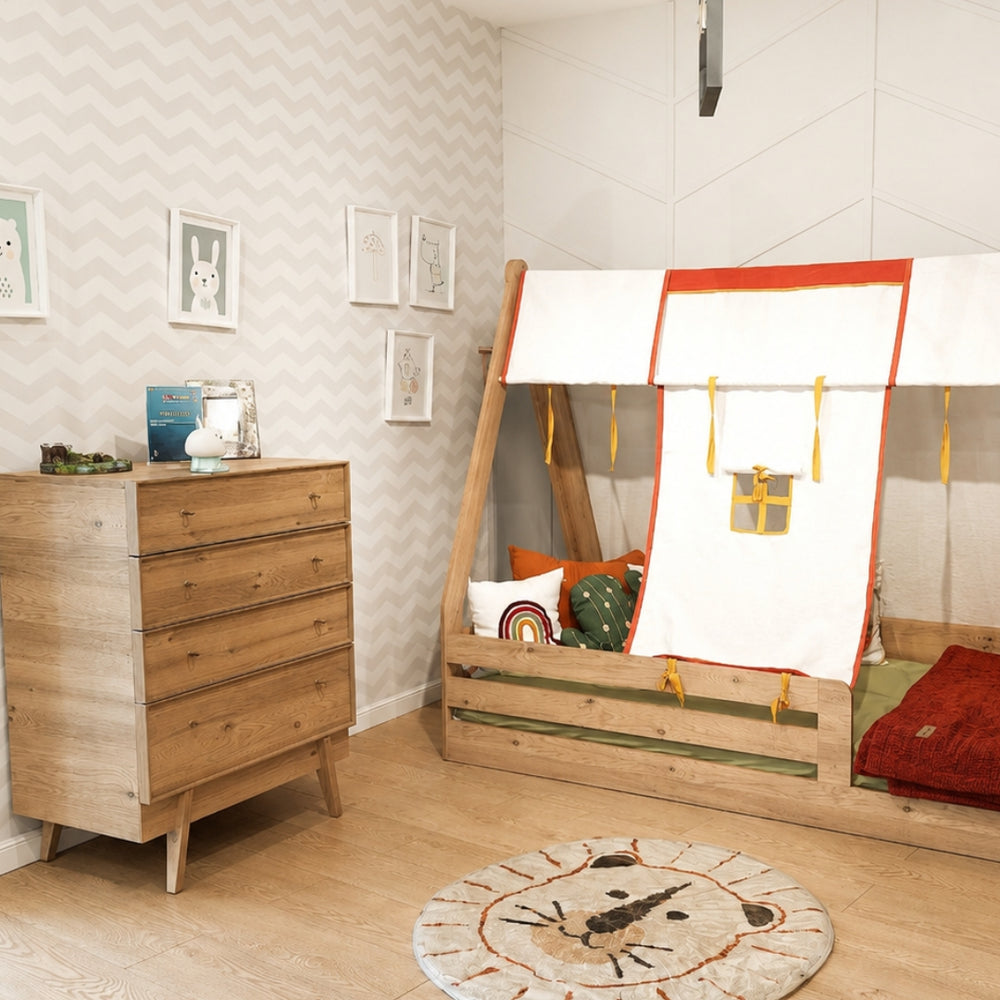 Детско легло Montessori (90x200 см) като част от детско обзавеждане